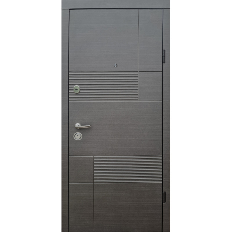 Двері квартирні, QDoors, модель Каліфорнія, комплектація Еталон,2 контури ущільнення