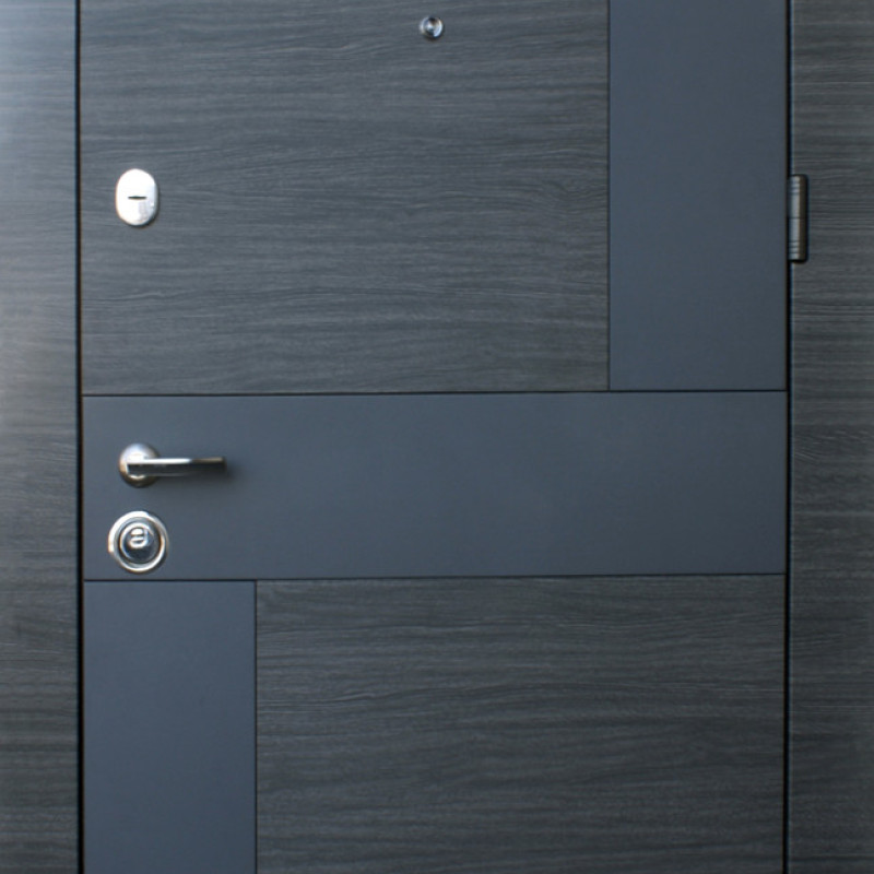 Двері квартирні, QDoors, модель Стиль М, комплектація Преміум,замки KALE